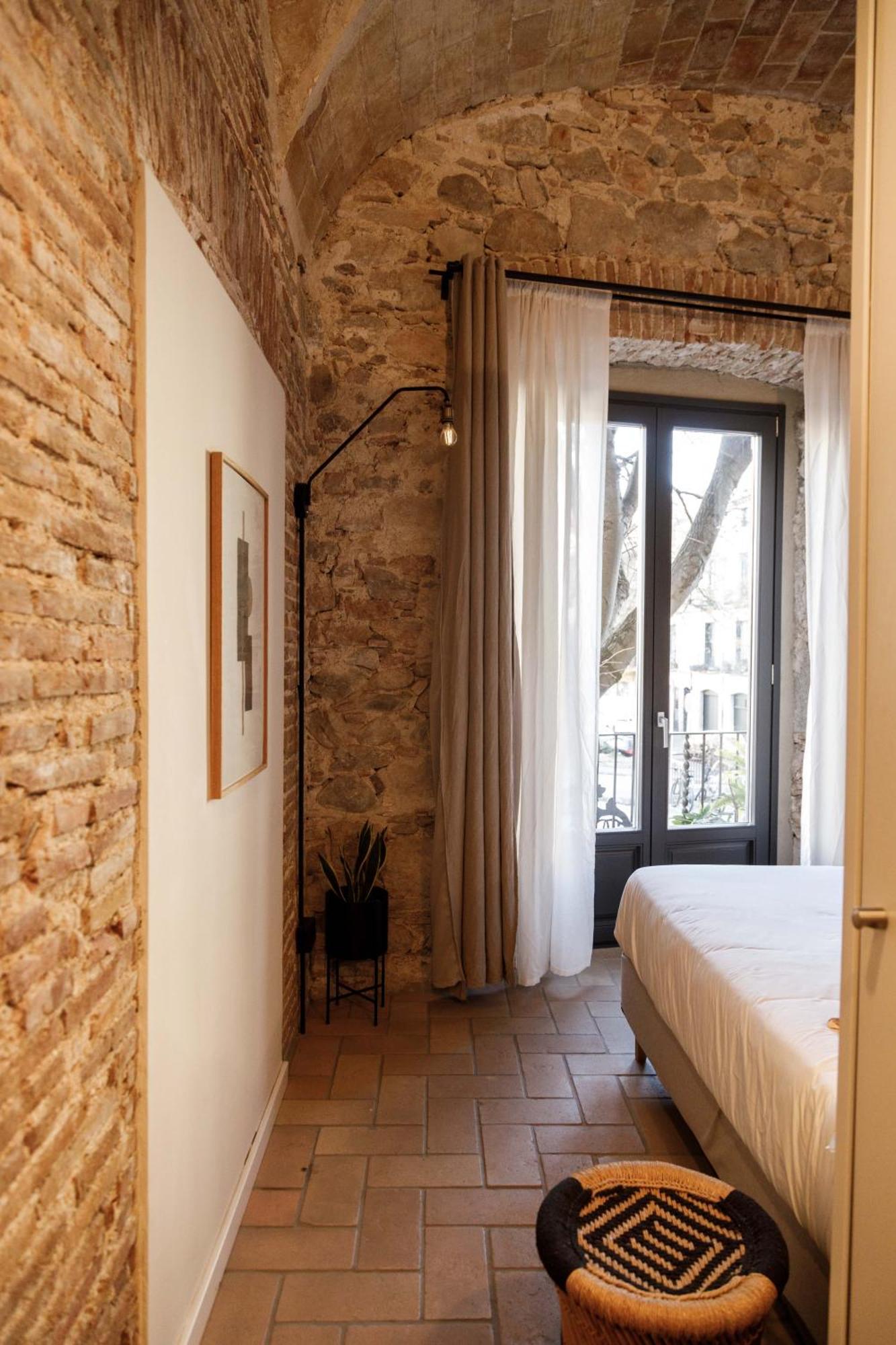 La Comuna By Bon Dia Residences Girona Exterior photo